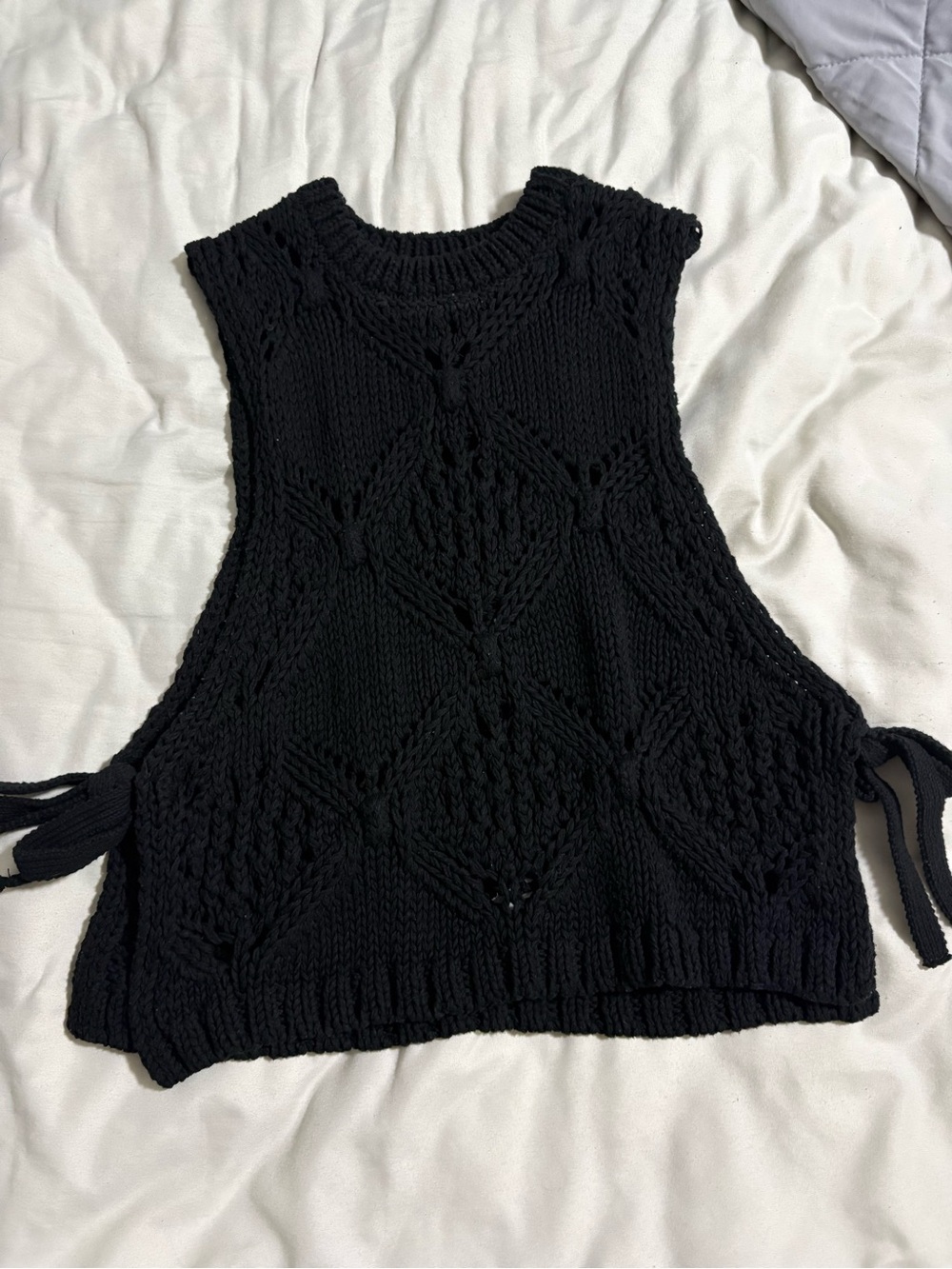 Zara Black Knit Diamond-Pattern Sleeveless Tank with Side Ties